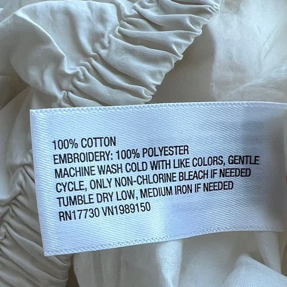 Elegant Cream Women's Top. - Picture 10 of 11